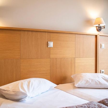 Evia Hotel & Suites Marmari  Ngoại thất bức ảnh