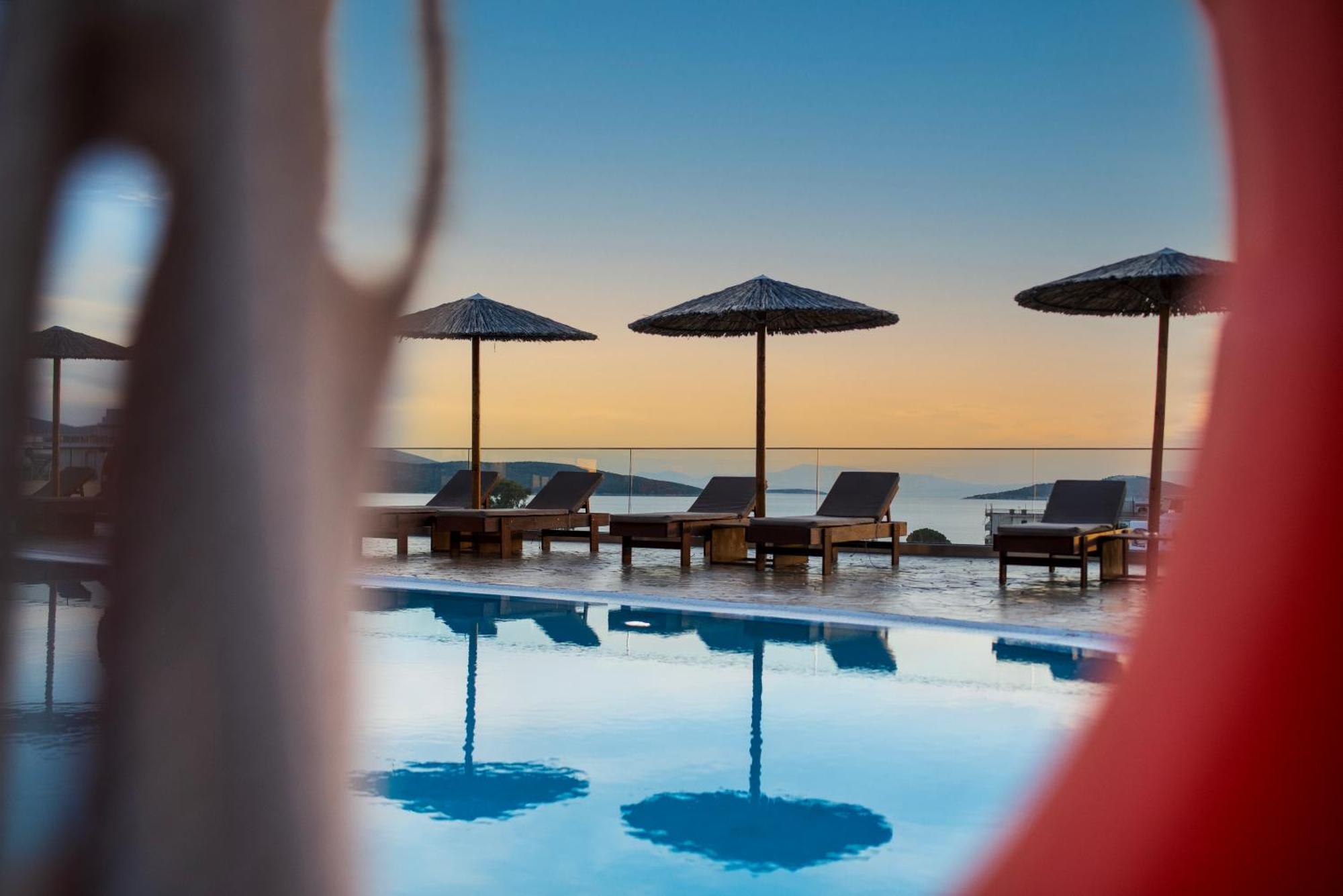 Evia Hotel & Suites Marmari  Ngoại thất bức ảnh