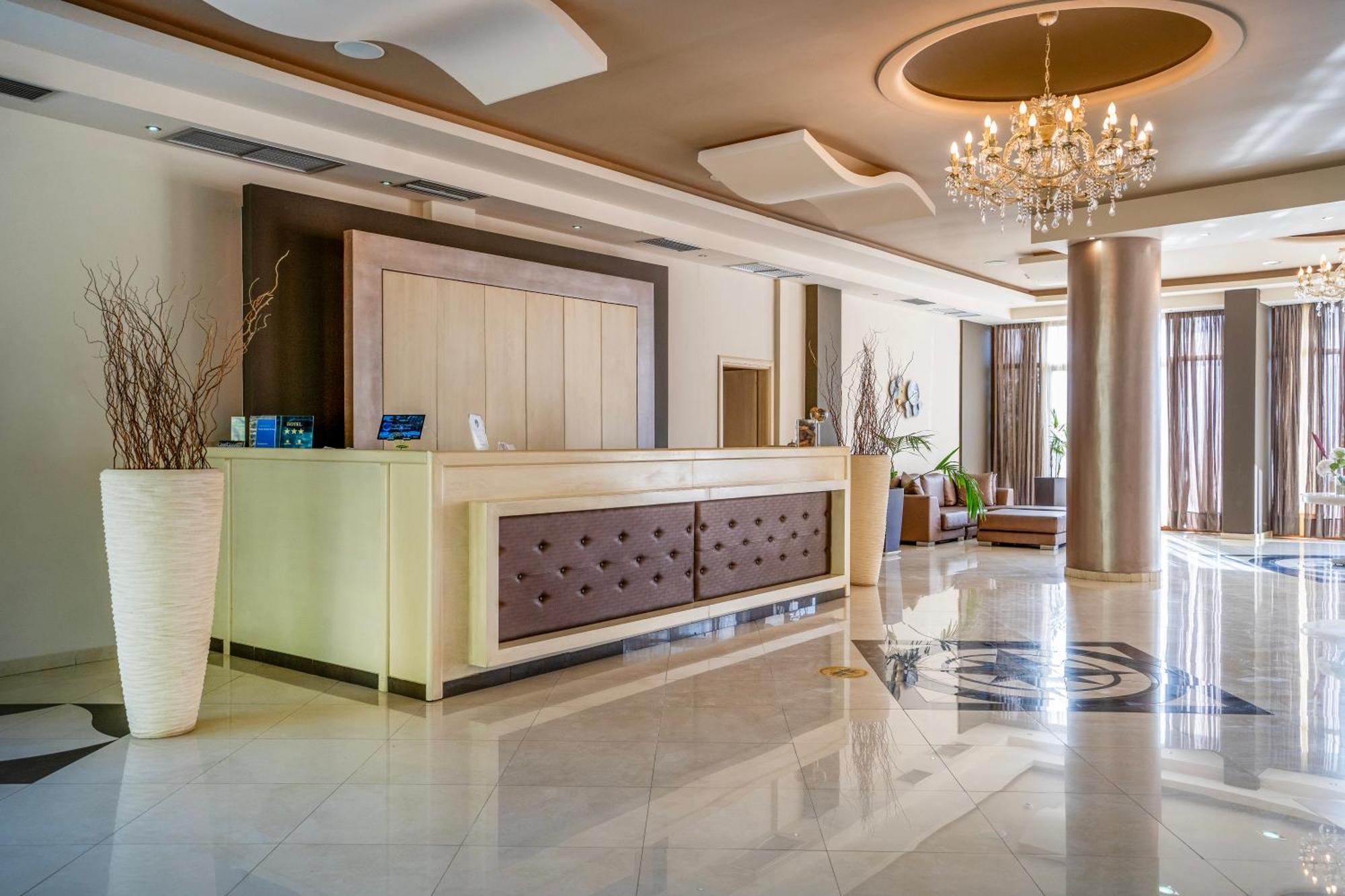 Evia Hotel & Suites Marmari  Ngoại thất bức ảnh