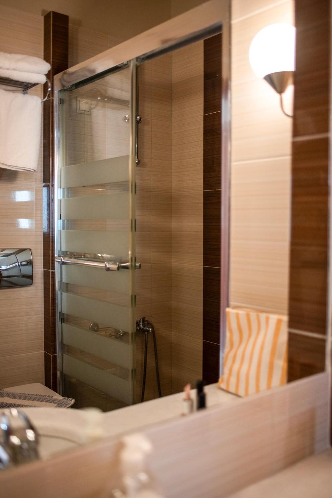 Evia Hotel & Suites Marmari  Ngoại thất bức ảnh